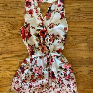 NWOT Junior’s XS BeBop Floral Romper